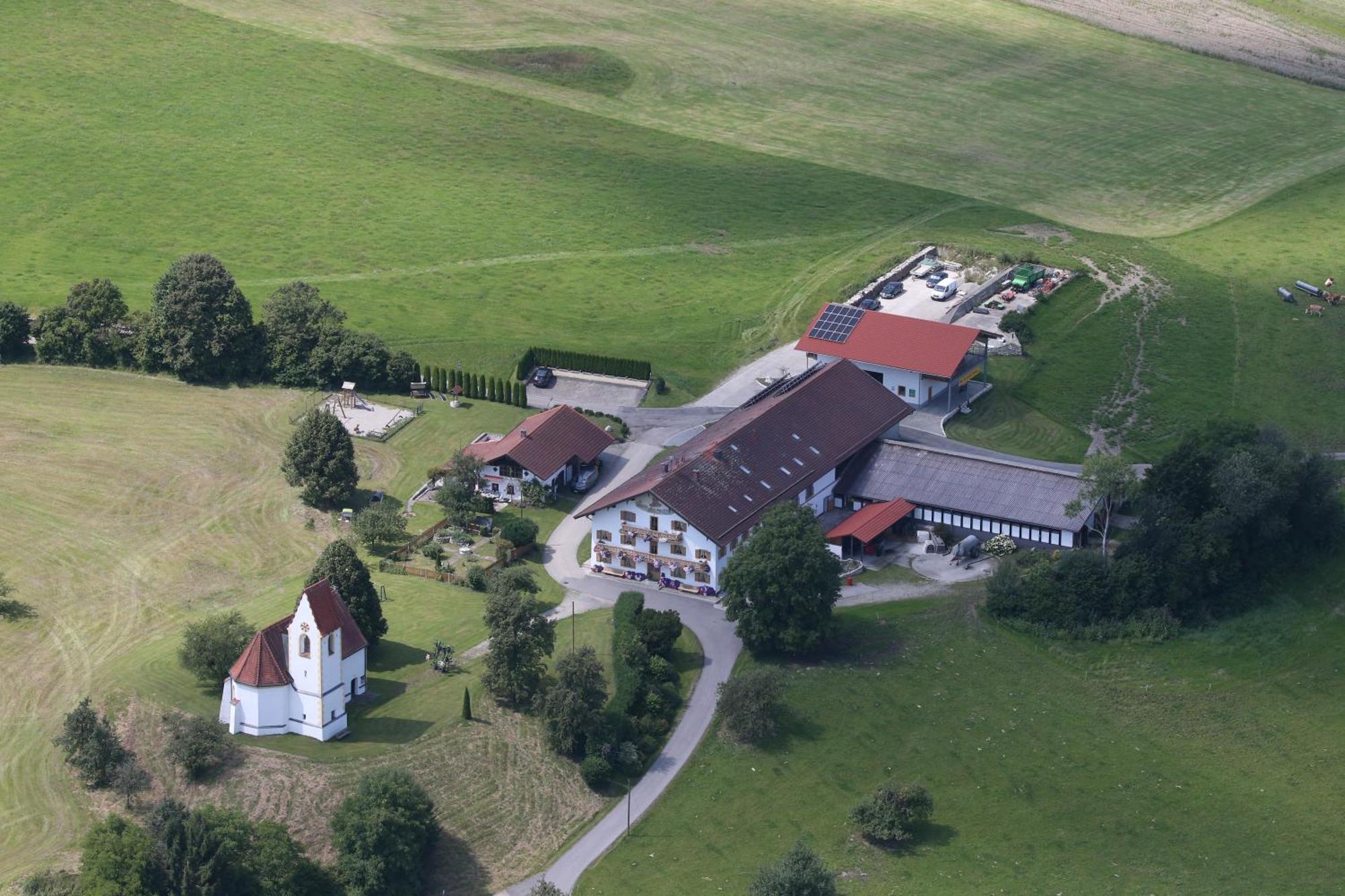Bio Ferienhof Heiler Feldkirchen Westerham Bagian luar foto